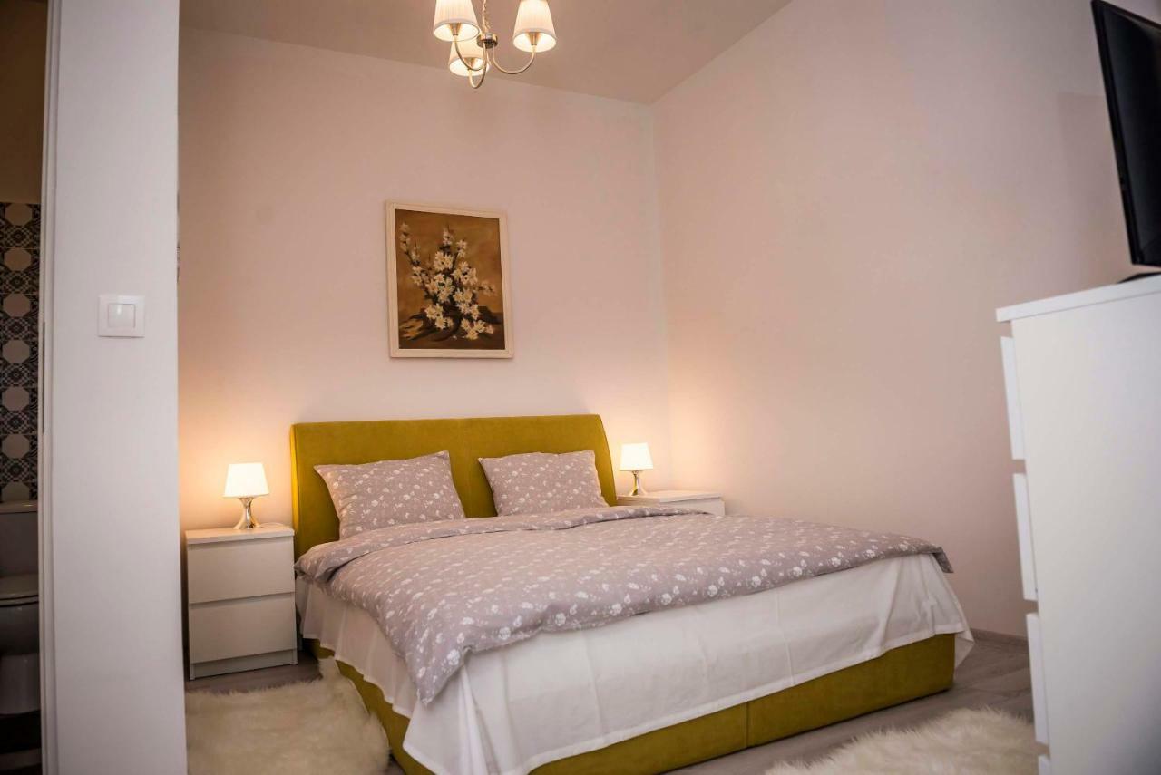 Reghin Guest House מראה חיצוני תמונה